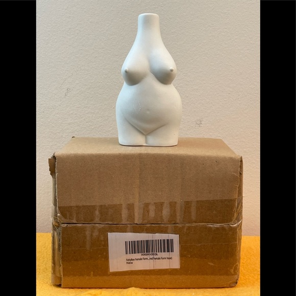 FATTYBEE FEMALEFORM VASE - Picture 5 of 5